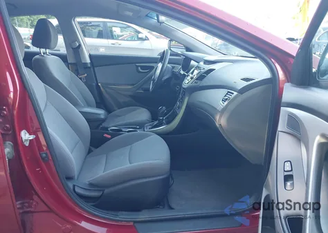 2015 Hyundai Elantra Se z USA, uszkodzony, nr VIN 5NPDH4AE2FH644994